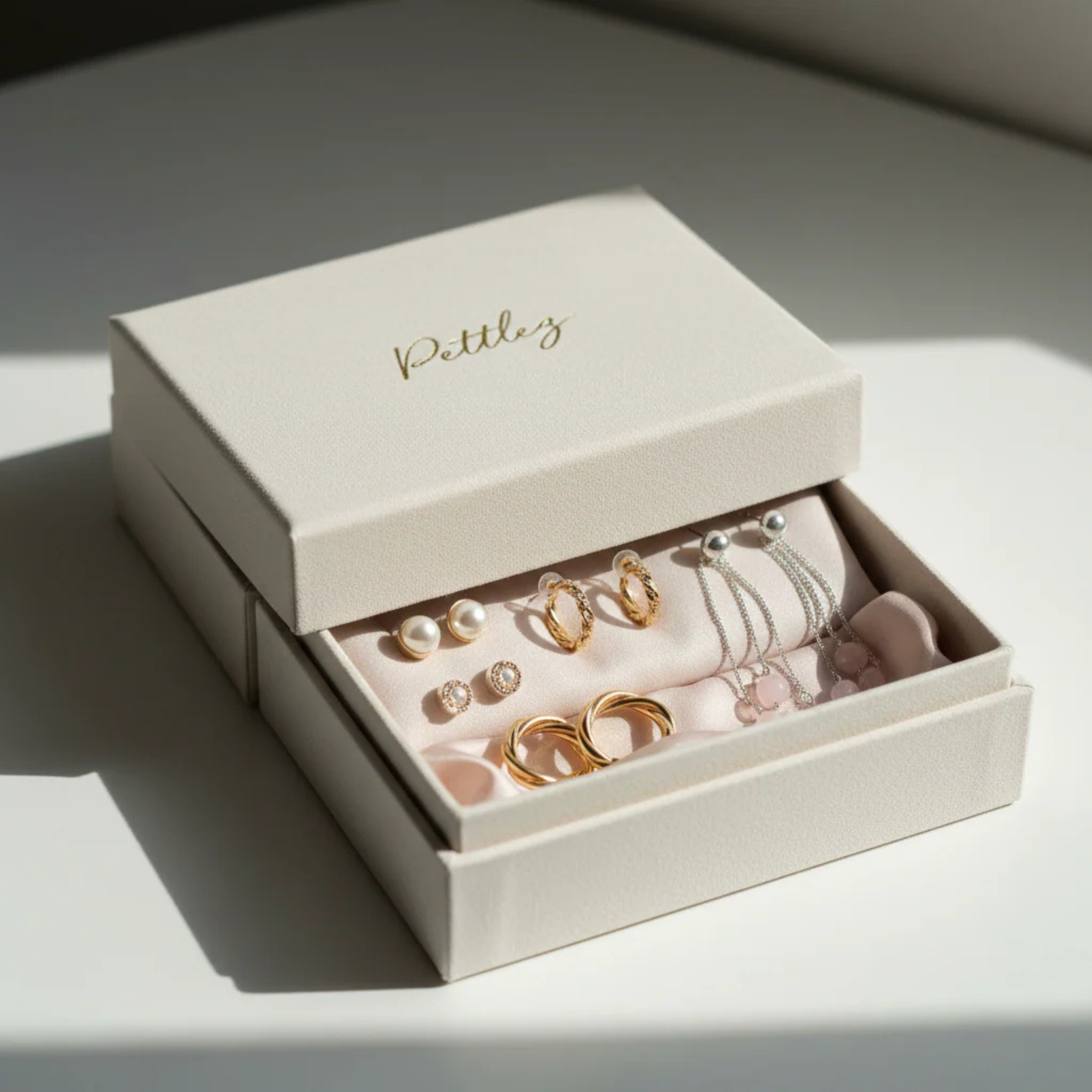 Hamper of Earing