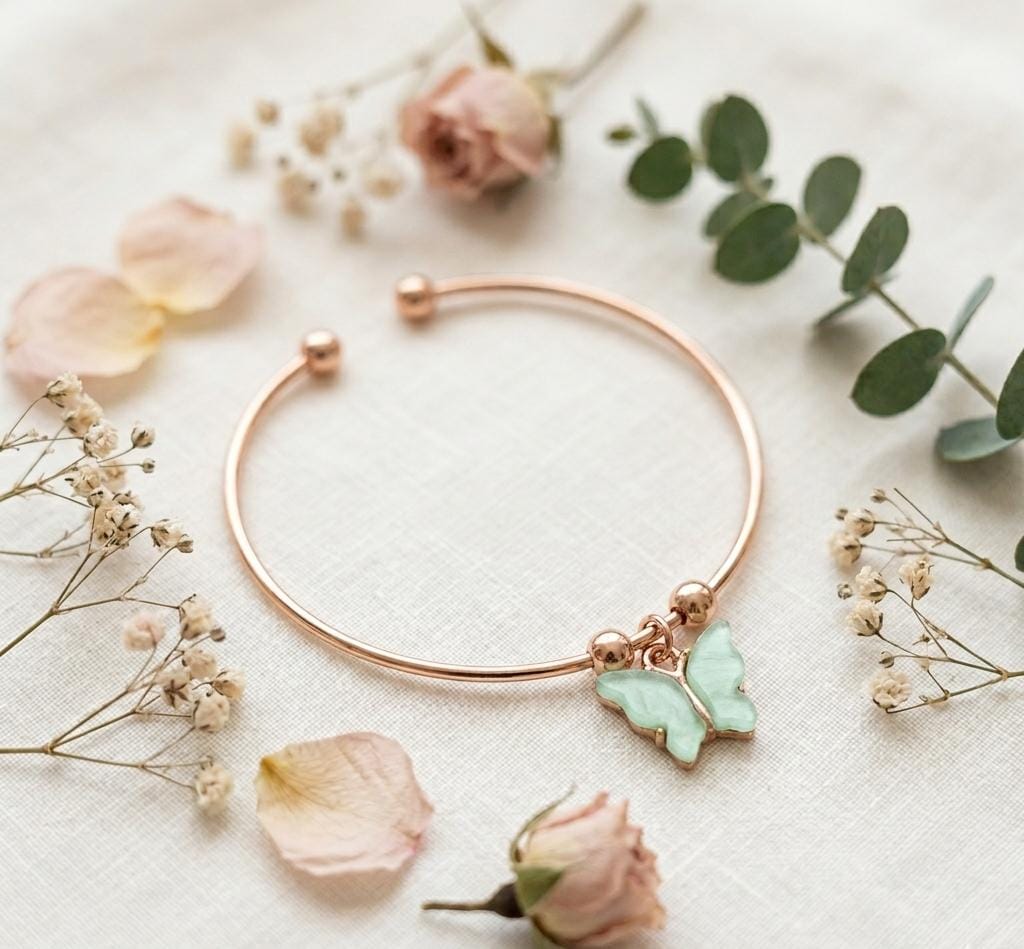 Bracelet just @₹40/-